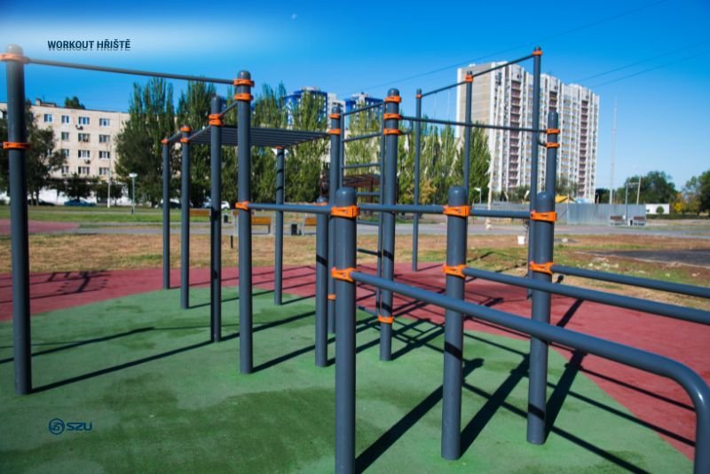 Workout hřiště