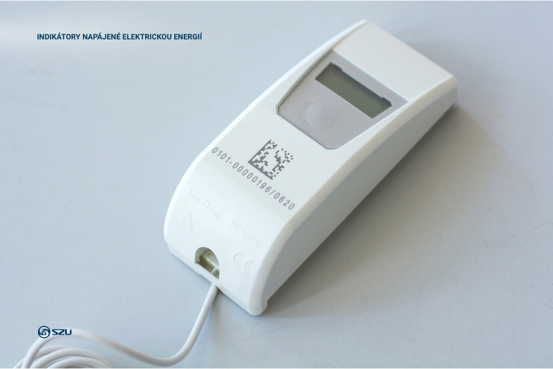 Indikátory napájené elektrickou energií