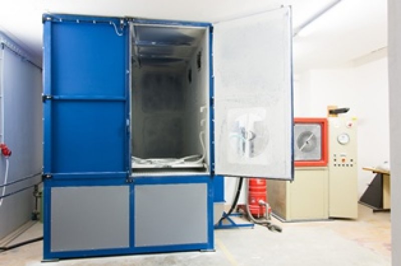 A new dust test chamber